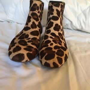 Adorable leopard booties by Louise Et Cie